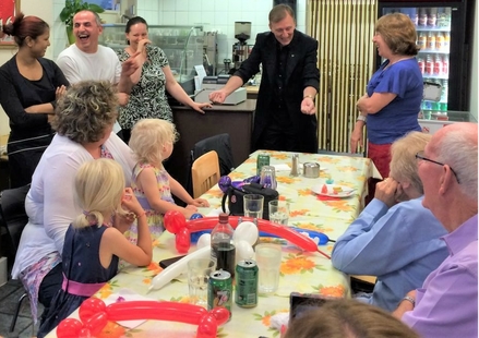 Richmond Magician Magic OZ Magic OZ Richmond upon Thames Magician